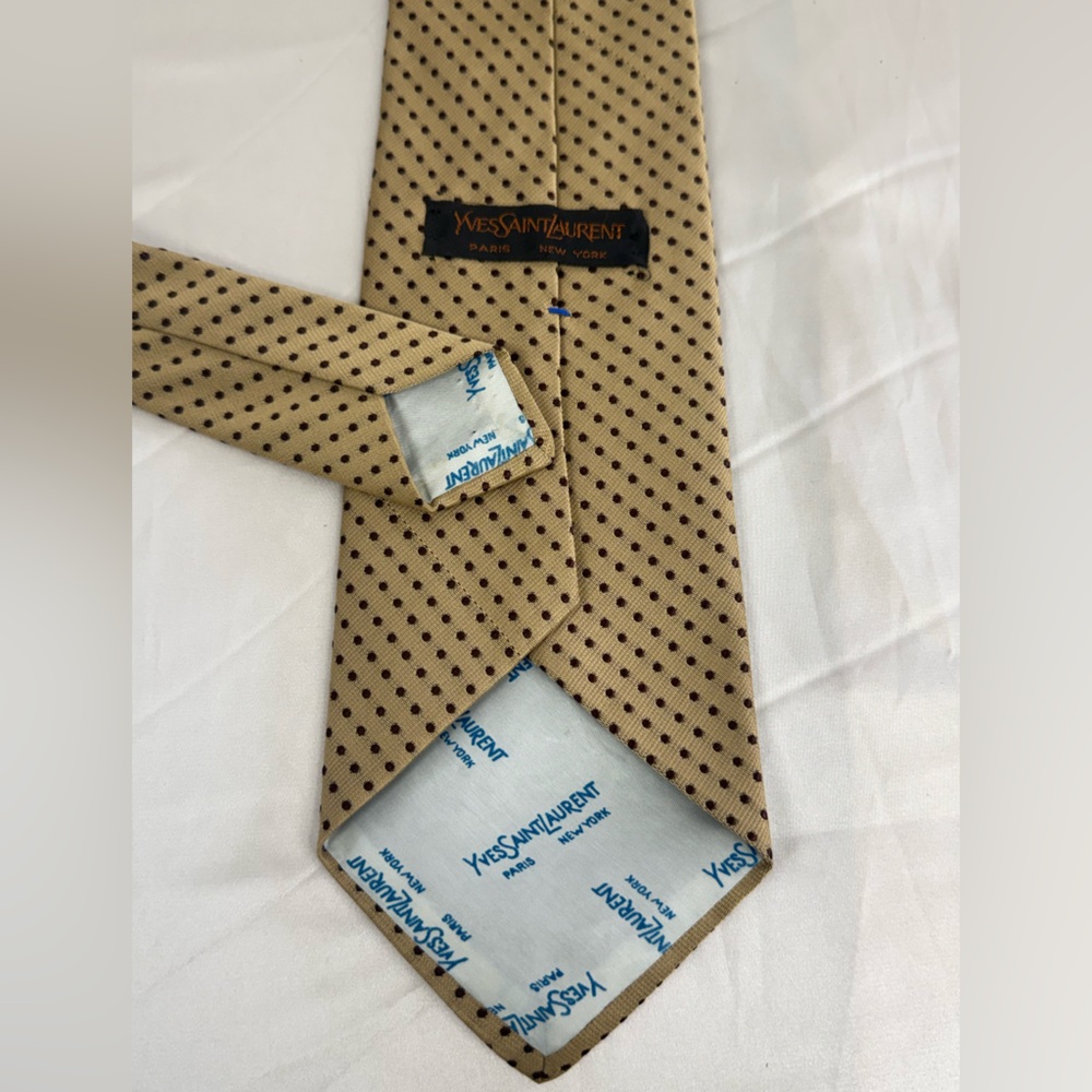 Yves Saint Laurent Beige and Polka Dot Tie - Picture 2 of 3